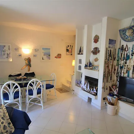 בית נופש Villaggio Estate *