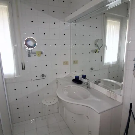 Villaggio Estate 利尼亚诺萨比亚多罗