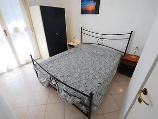 Villaggio Estate * 利尼亚诺萨比亚多罗